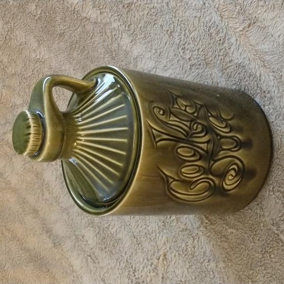 McCoy - 1970 Olive Green Pottery Cookie Jug & Lid Vintage - EUC - A31 - Picture 3 of 7